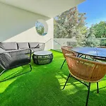 Bauhaus Wellness 205 - Grandplage Apartment Siófok