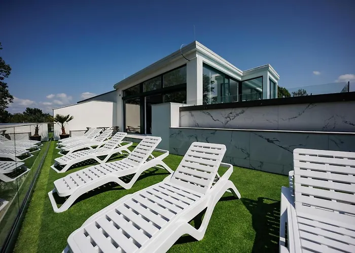 Bauhaus Wellness 205 - Grandplage Appartamento Siófok